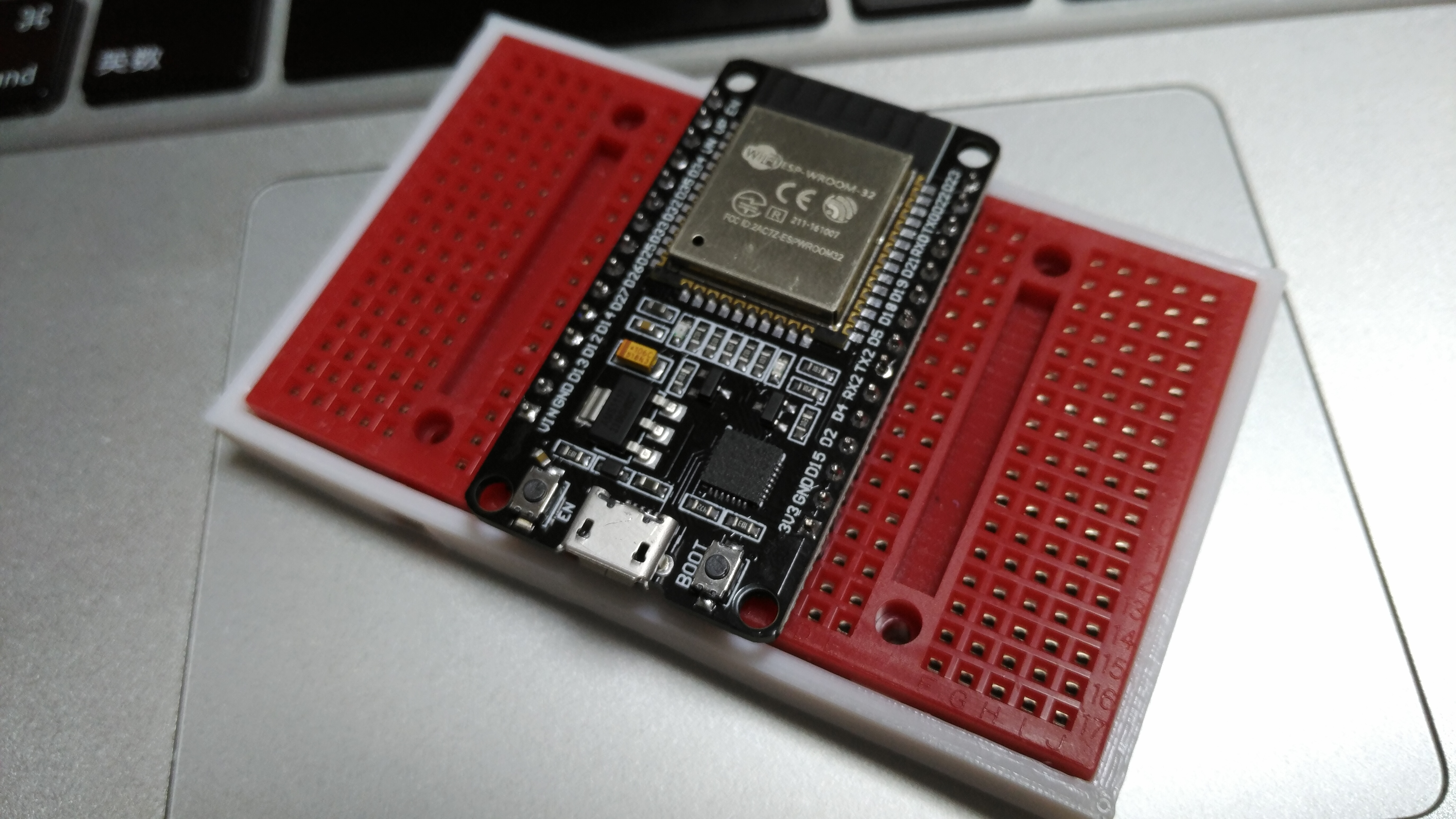 バタフライ・ブレッドボードを作った